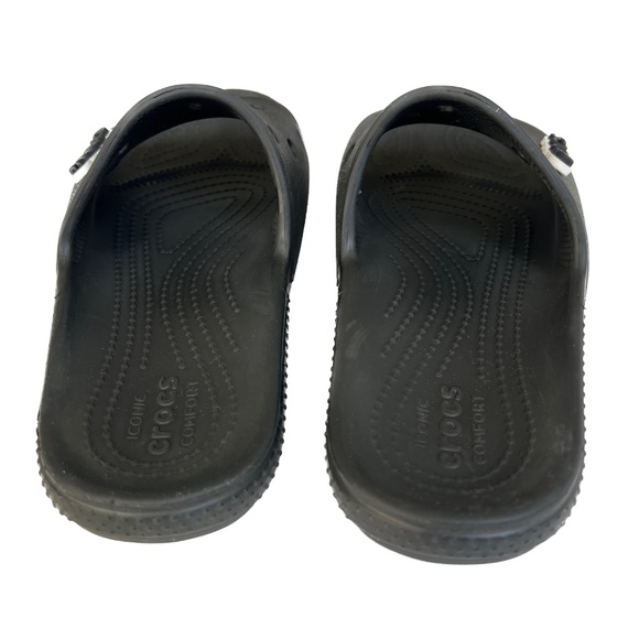 Crocs Classic Slides Black Sandals Mens 4 Womans 6 Slip on Shoes Beach Water - Picture 3 of 8